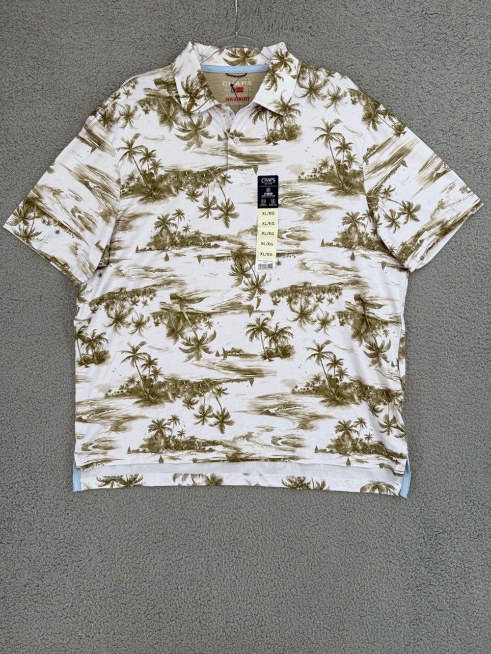 Chaps Performance Men’s XLT Short Sleeve shirt White & Olive Tropical Print sail